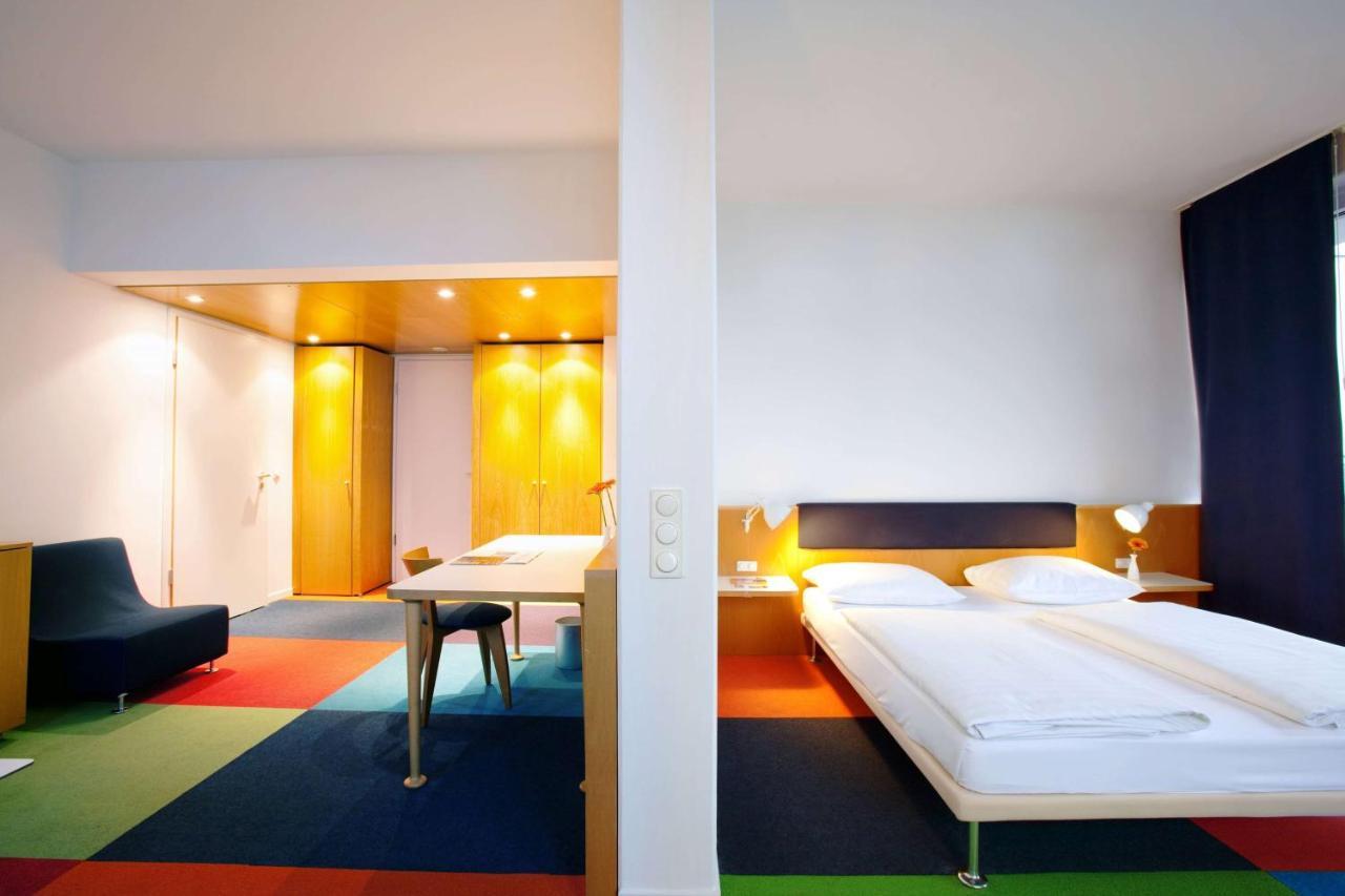 Vienna House By Wyndham Havelufer 4*